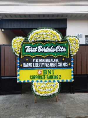 Papan Bunga Duka di Poyowa Besar Satu